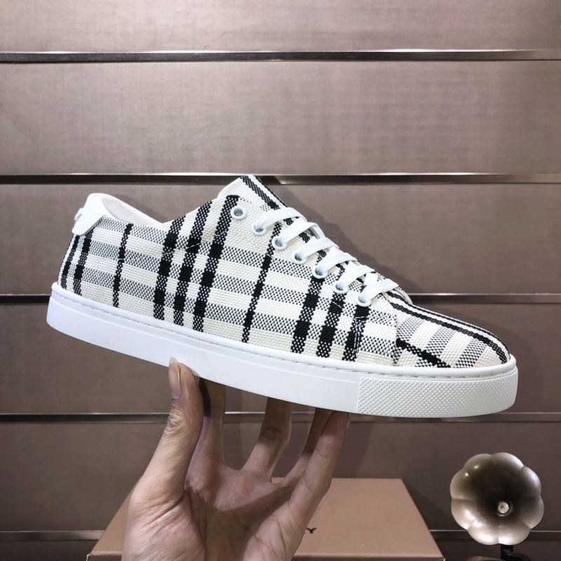 Burberry Low Shoes